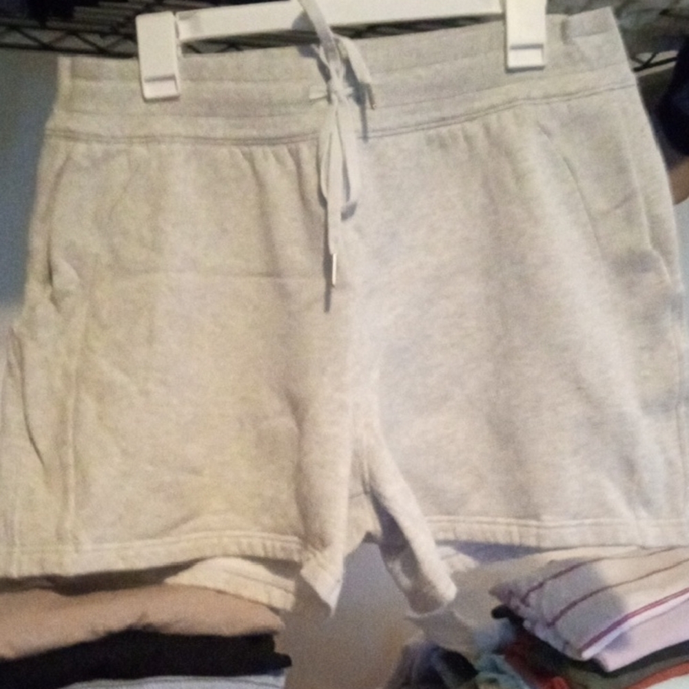Lululemon Athletica Light Gray Scuba Athletic Shorts